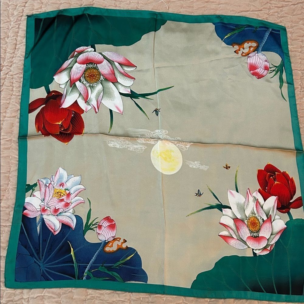 Floral scarf with green and gray lotus Design